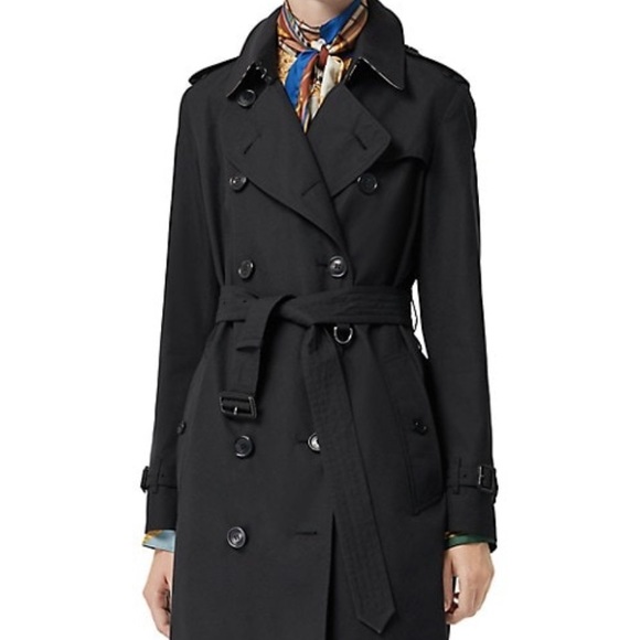 Burberry Heritage Kensington Trench Coat